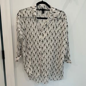 H&M giraffe button down